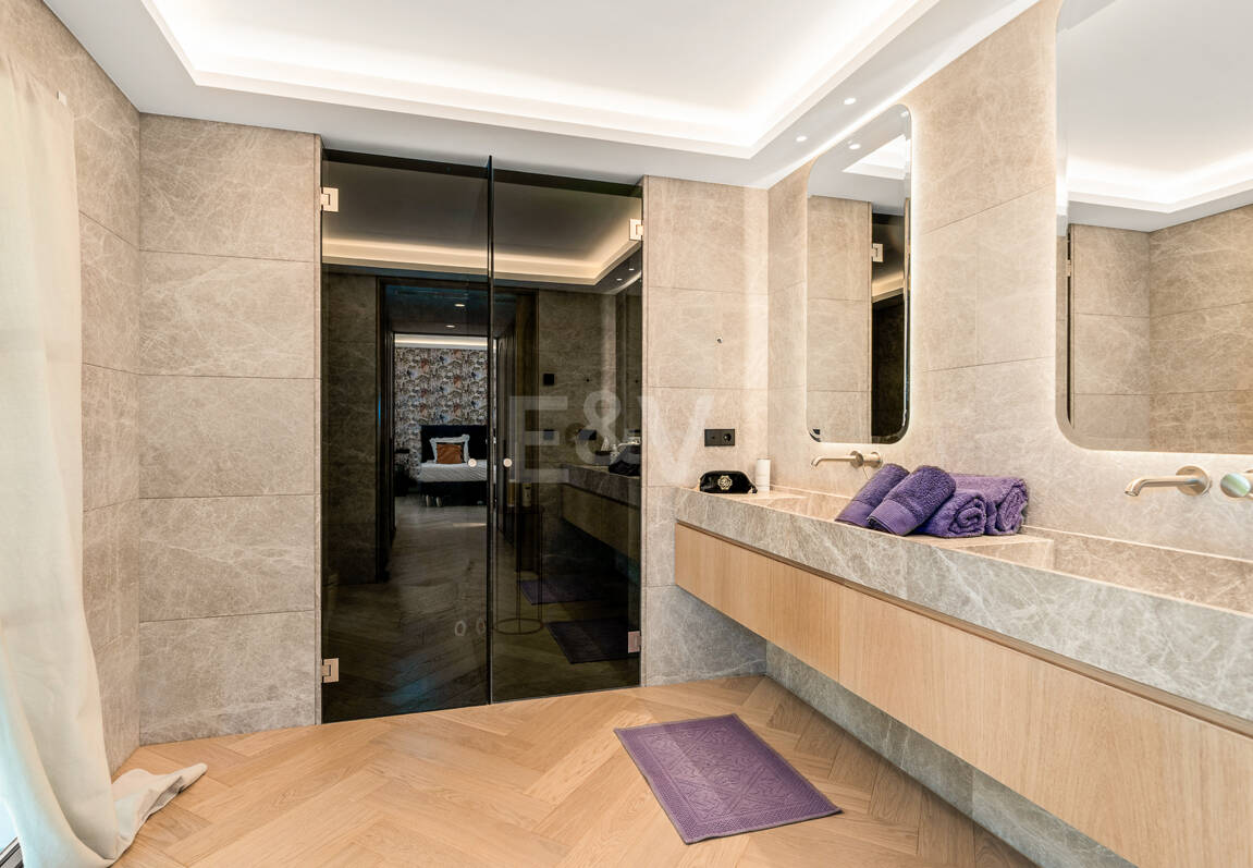 Espectacular villa en Los Monteros a unos metros de la playa