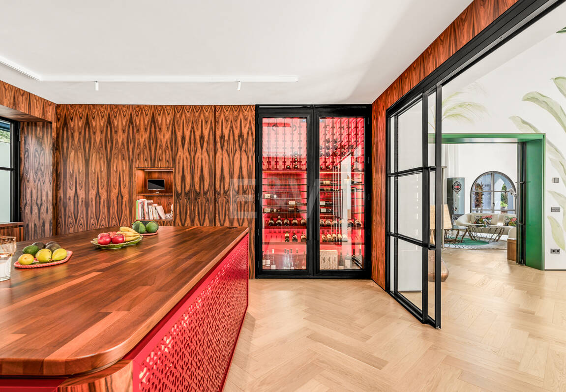 Espectacular villa en Los Monteros a unos metros de la playa