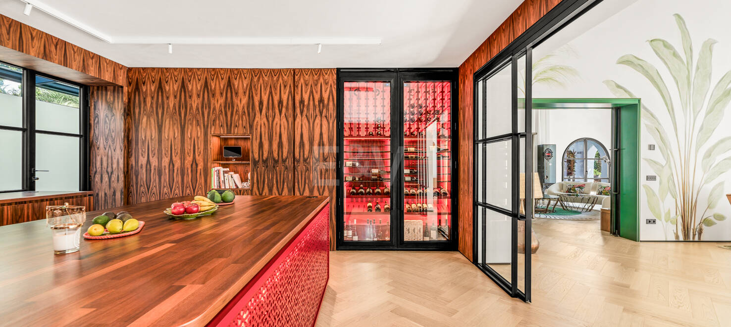 Plus spectaculaire Villa à Los Monteros, à quelques pas de la plage