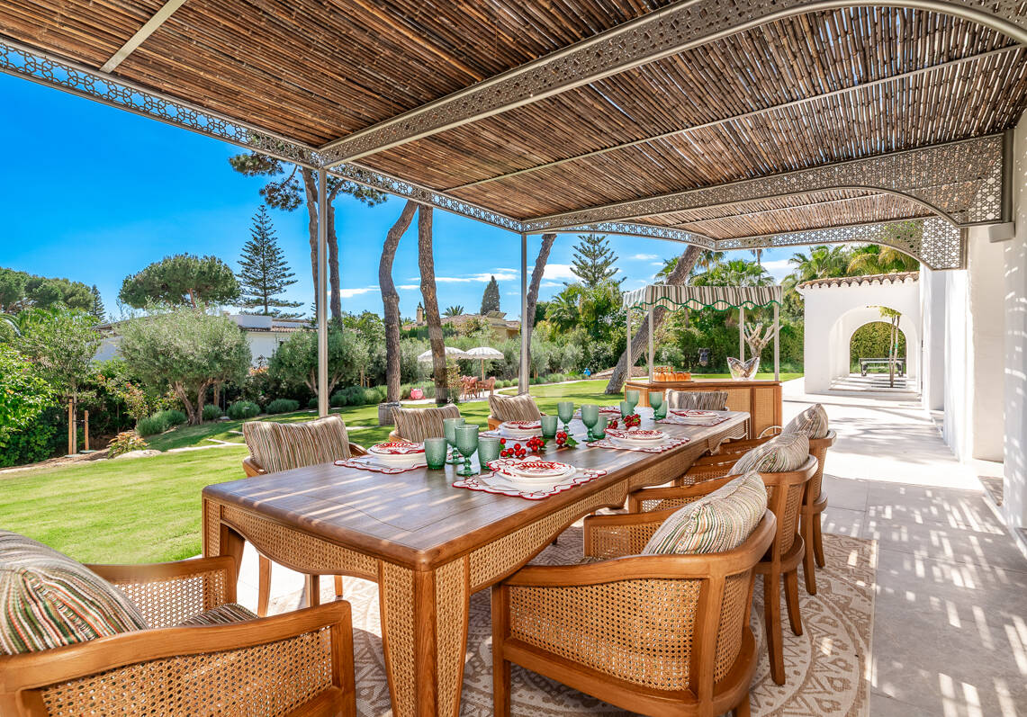 Plus spectaculaire Villa à Los Monteros, à quelques pas de la plage