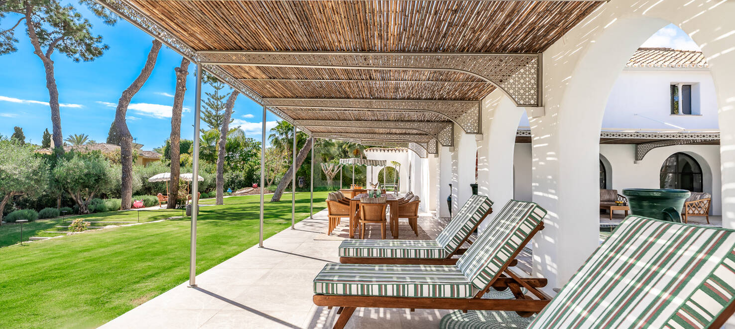 Plus spectaculaire Villa à Los Monteros, à quelques pas de la plage