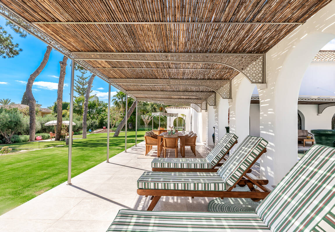 Espectacular villa en Los Monteros a unos metros de la playa