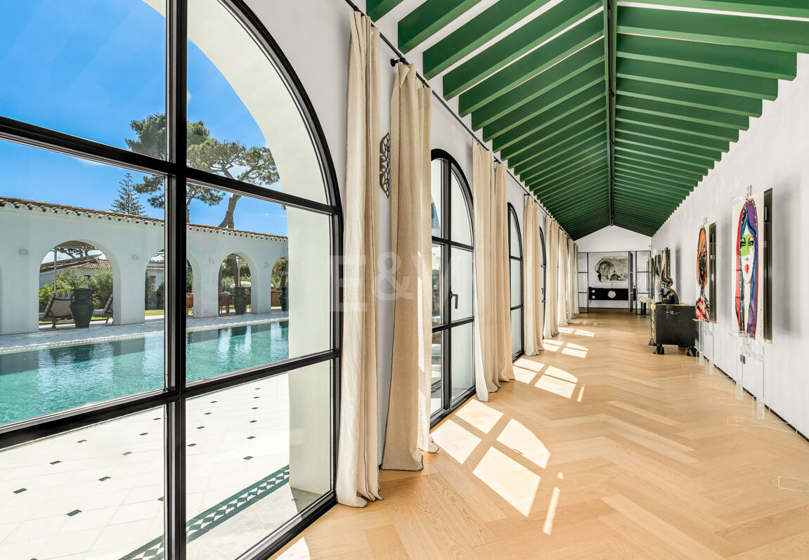 Espectacular villa en Los Monteros a unos metros de la playa