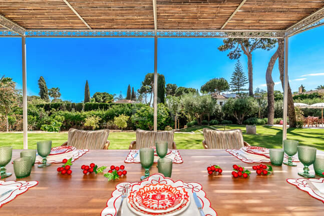 Espectacular villa en Los Monteros a unos metros de la playa