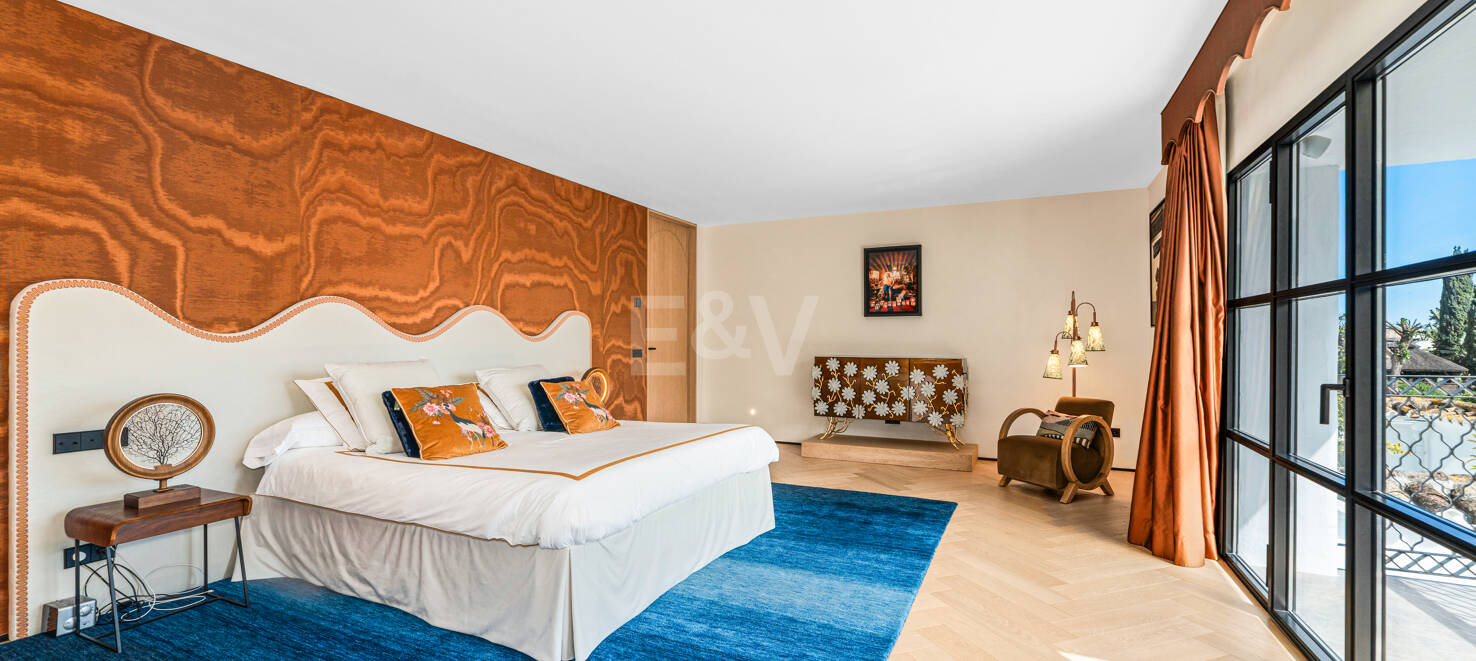 Plus spectaculaire Villa à Los Monteros, à quelques pas de la plage