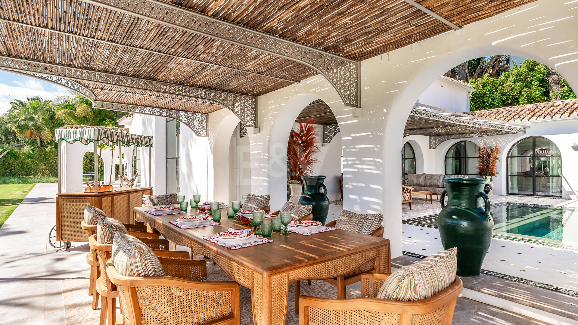 Espectacular villa en Los Monteros a unos metros de la playa