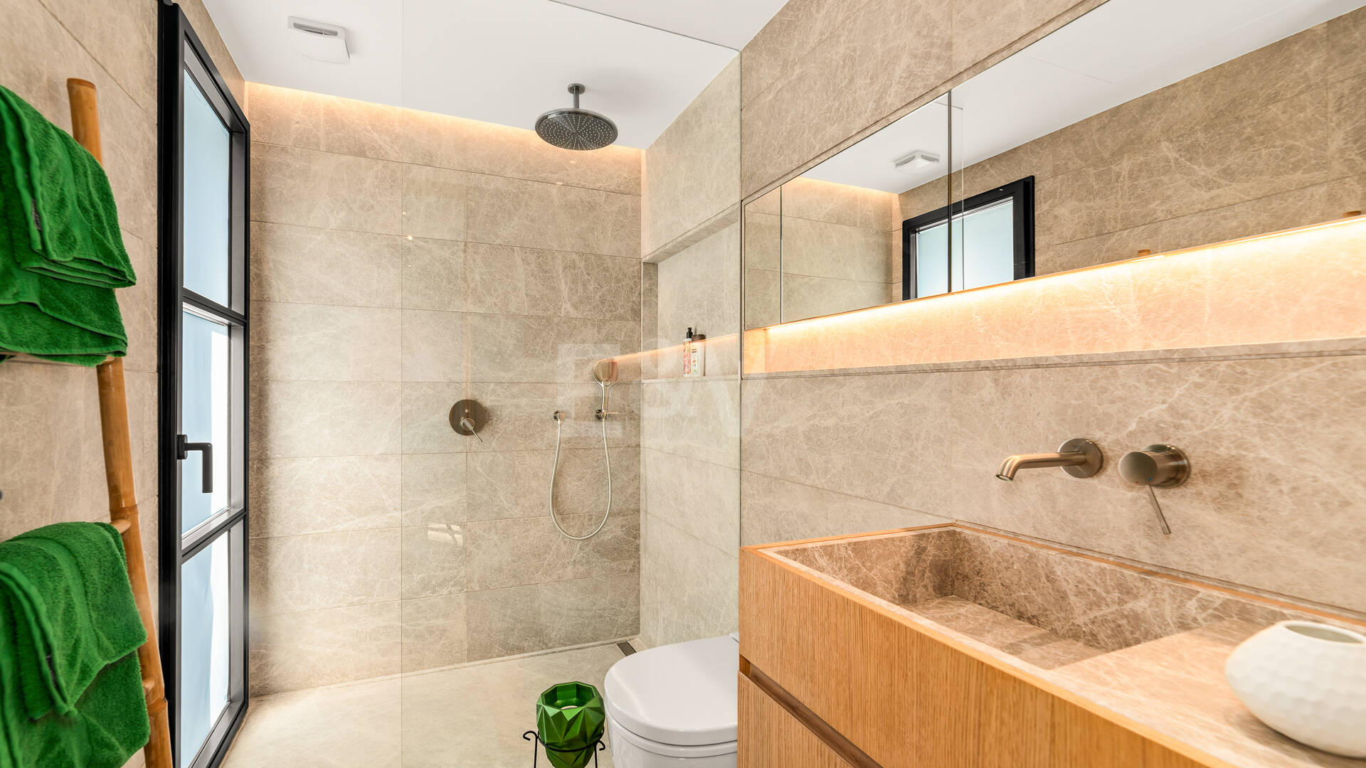 Espectacular villa en Los Monteros a unos metros de la playa