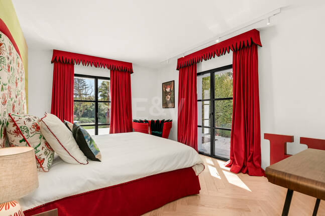 Espectacular villa en Los Monteros a unos metros de la playa