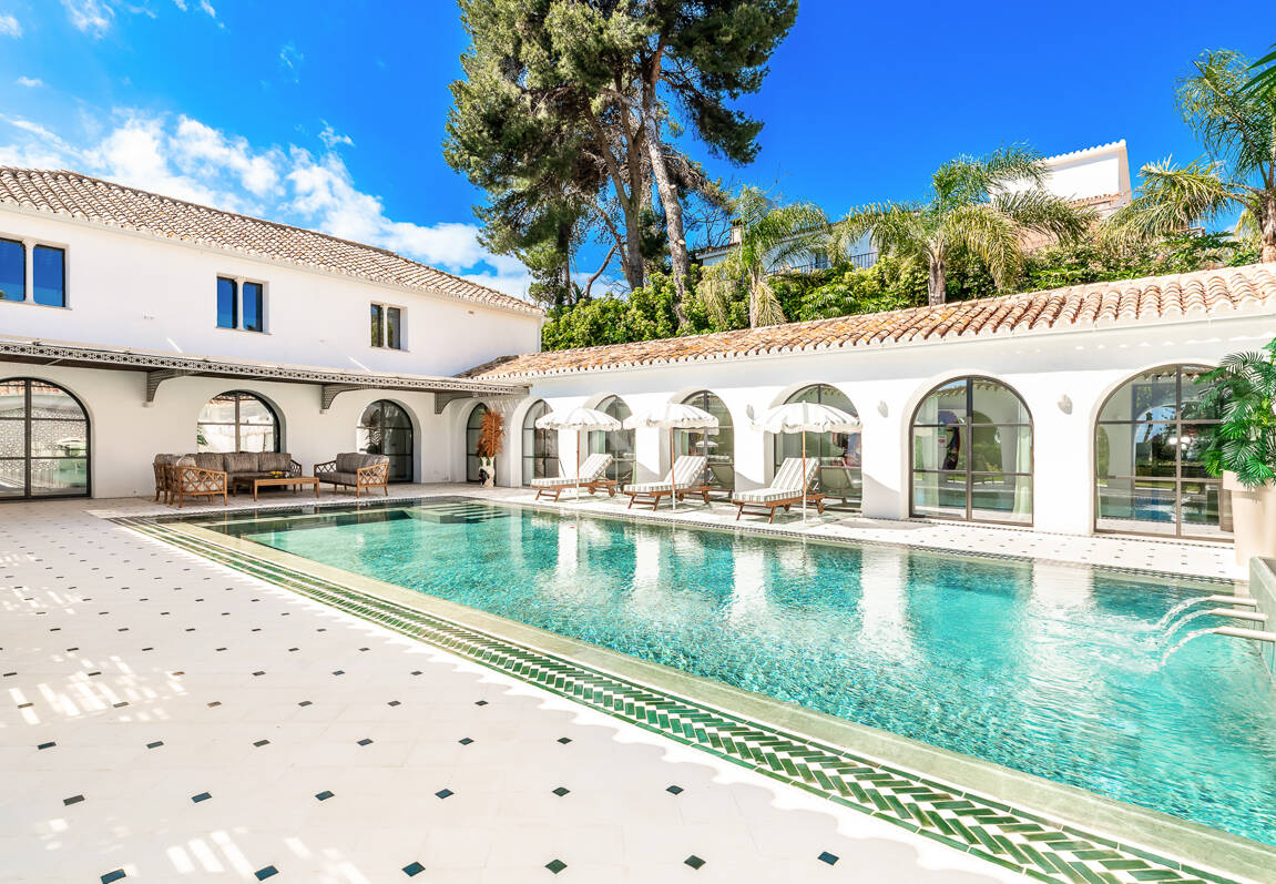 Espectacular villa en Los Monteros a unos metros de la playa