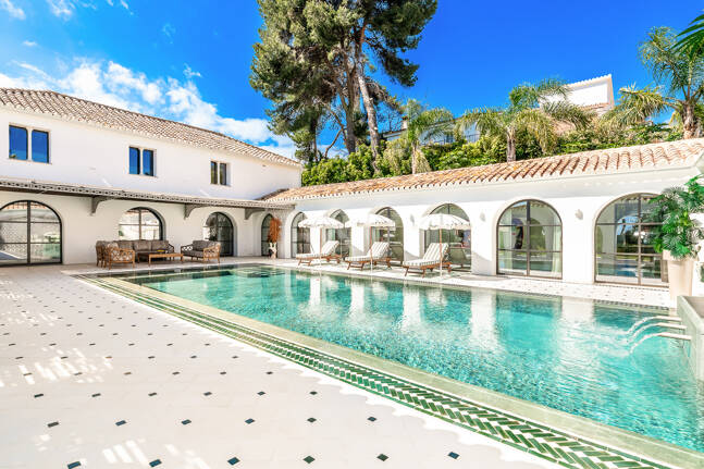 Espectacular villa en Los Monteros a unos metros de la playa