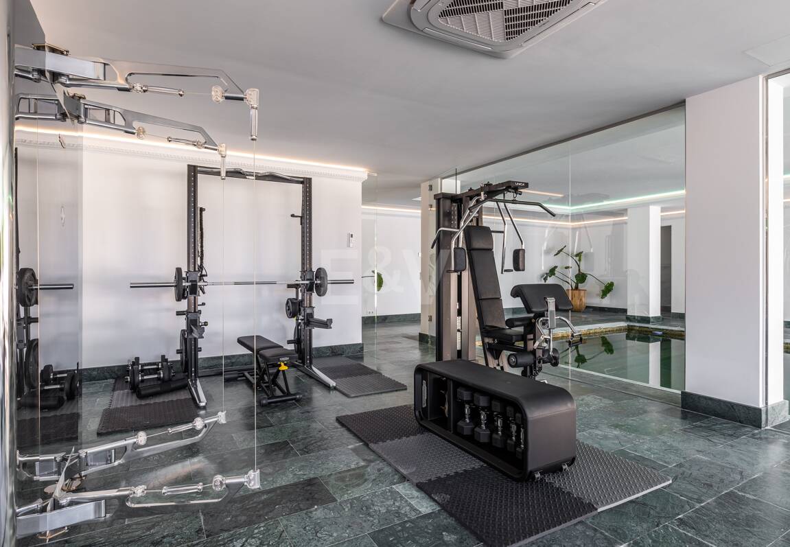 Ett mästerverk av lyx i Sierra Blanca