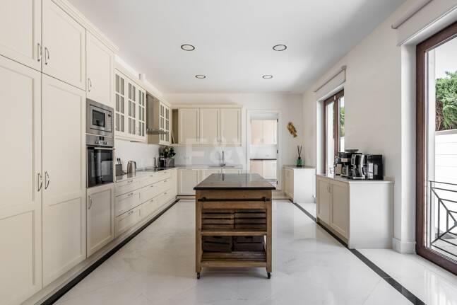 Ett mästerverk av lyx i Sierra Blanca