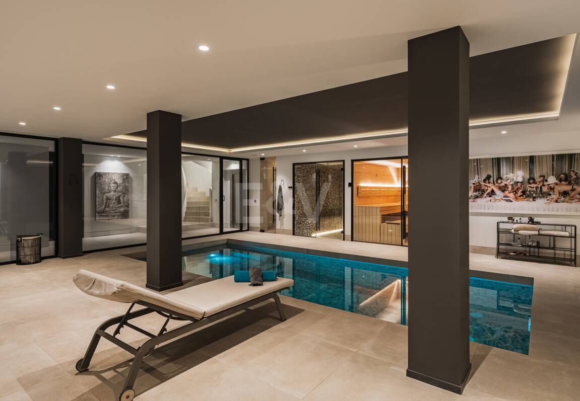 Samtida lyxvilla med öppen utsikt i La Alqueria