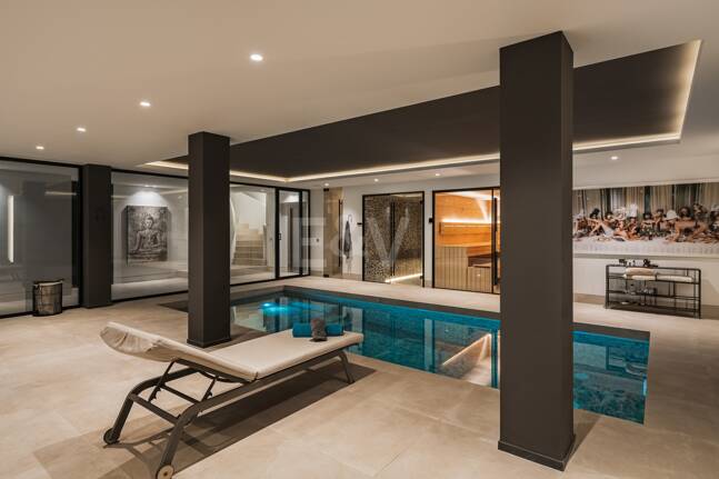 Samtida lyxvilla med öppen utsikt i La Alqueria