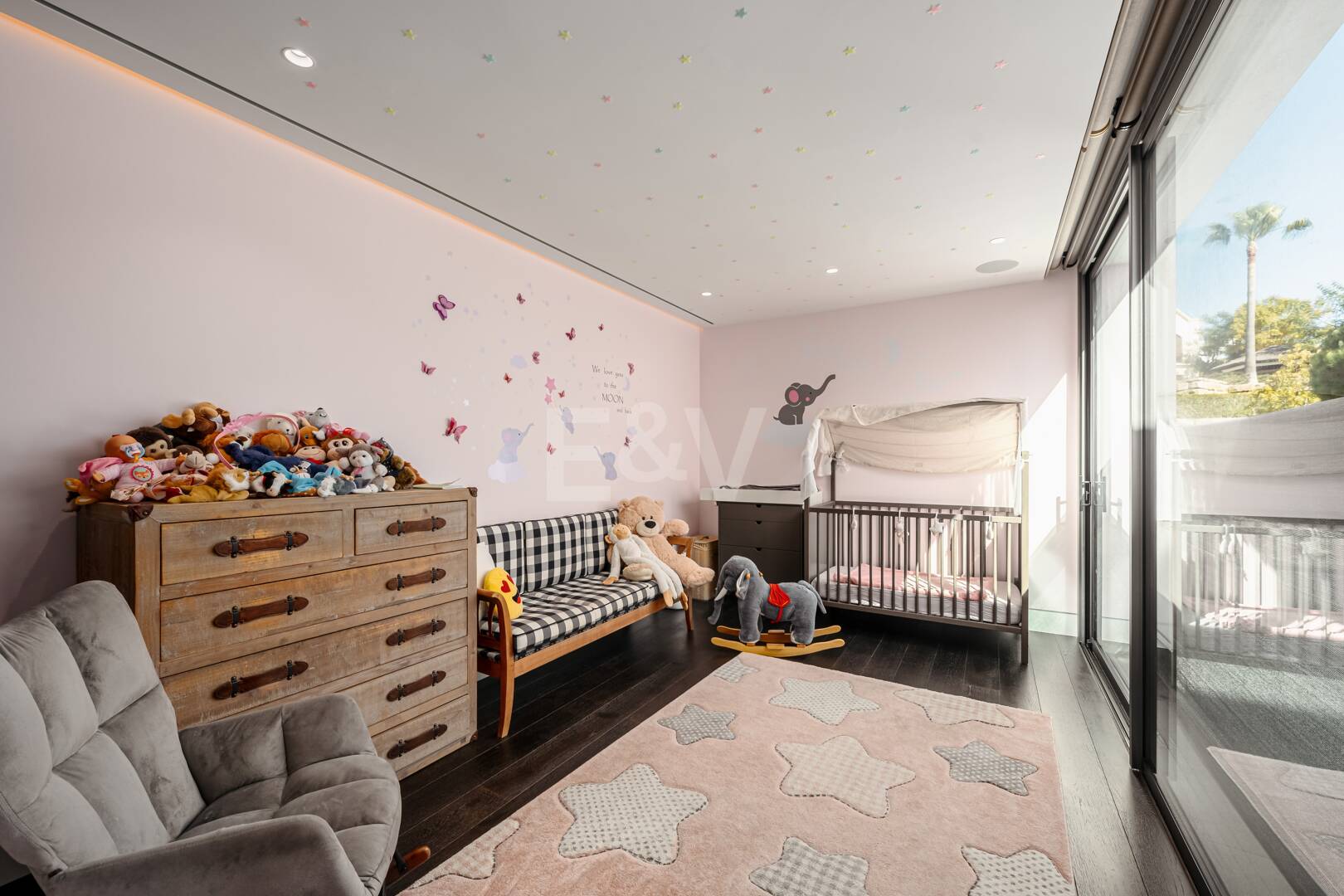 Samtida lyxvilla med öppen utsikt i La Alqueria