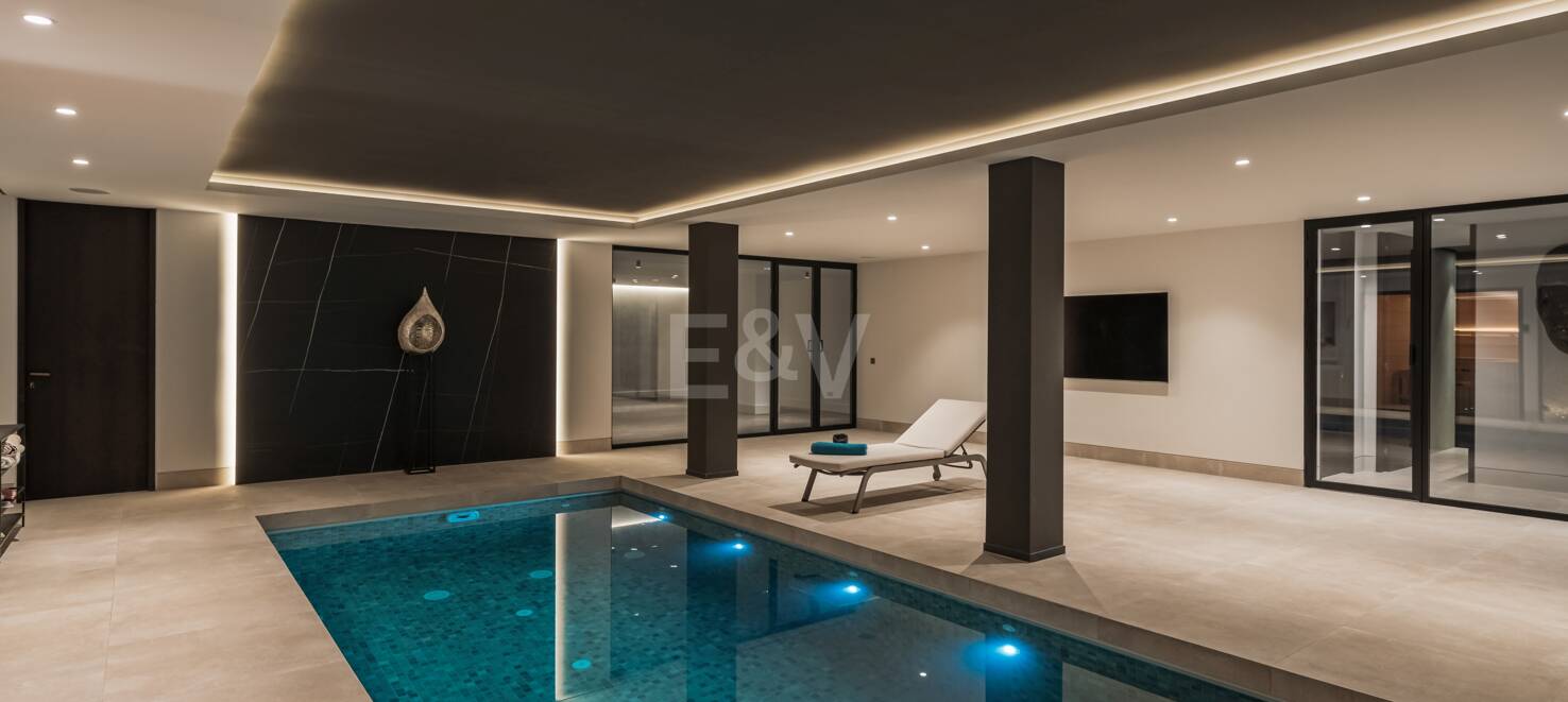 Contemporary luxury villa with open views in La Alqueria