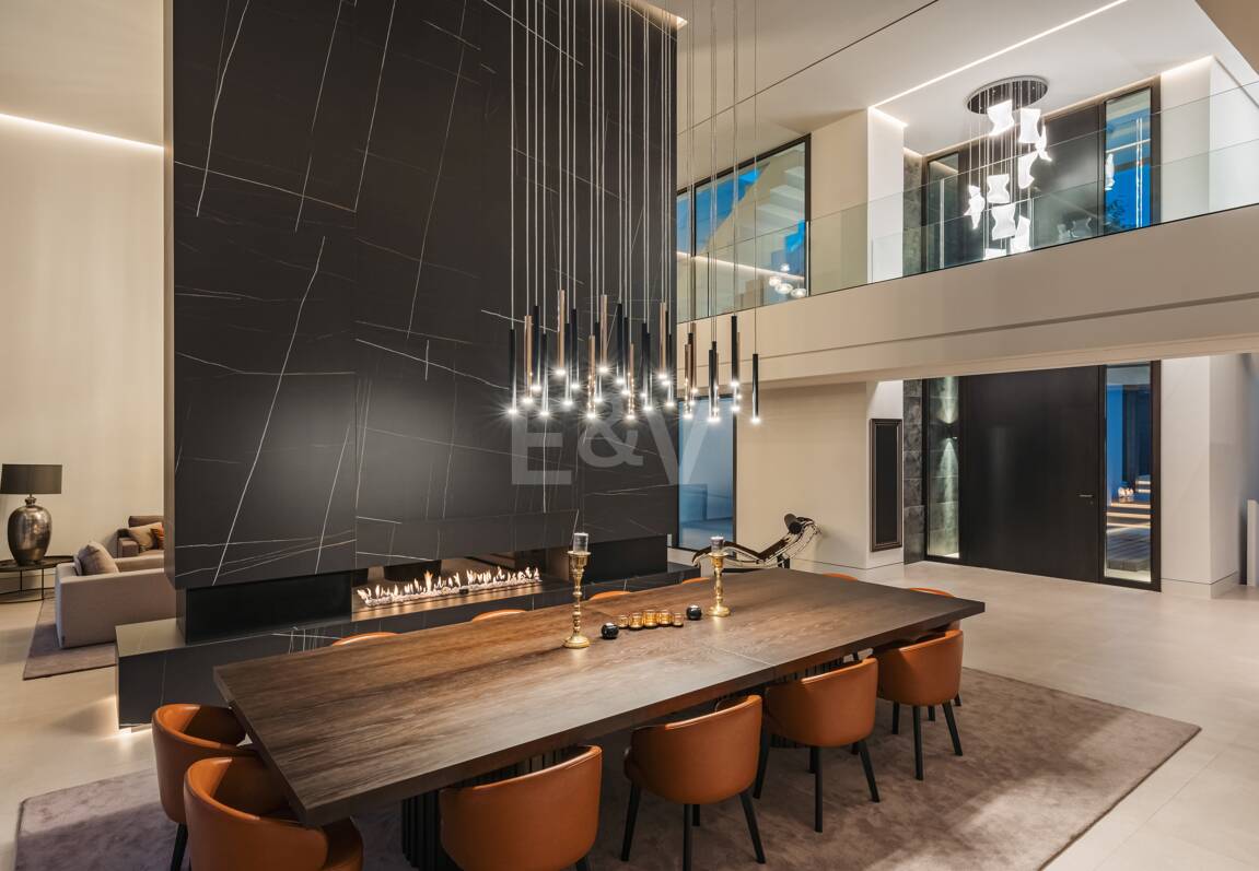 Samtida lyxvilla med öppen utsikt i La Alqueria