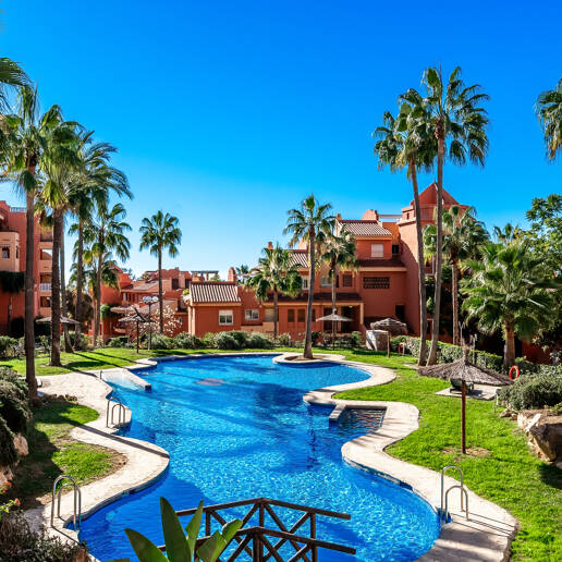 Exklusiv takvåning med havsutsikt i Marbella East
