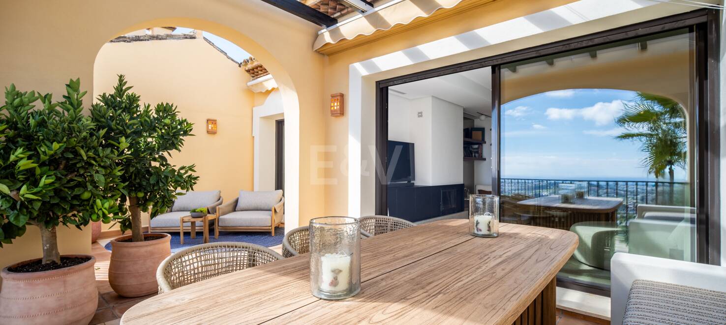 Lyx Penthouse med hisnande utsikt i La Quinta