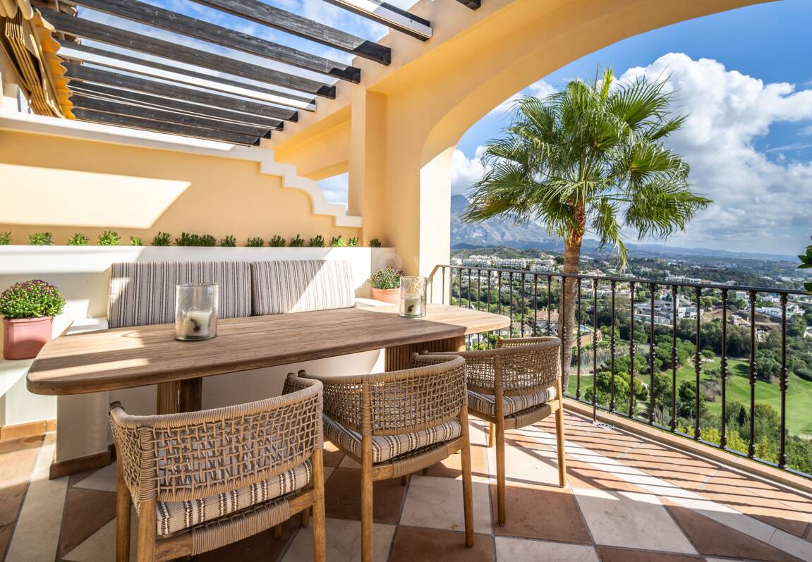 Lyx Penthouse med hisnande utsikt i La Quinta