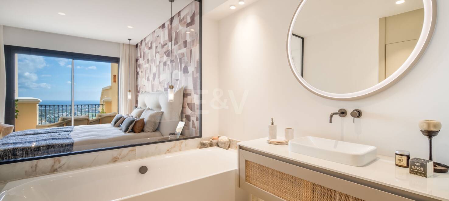 Lyx Penthouse med hisnande utsikt i La Quinta