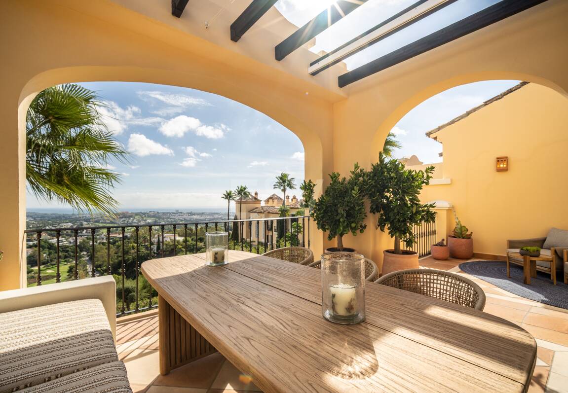 Lyx Penthouse med hisnande utsikt i La Quinta