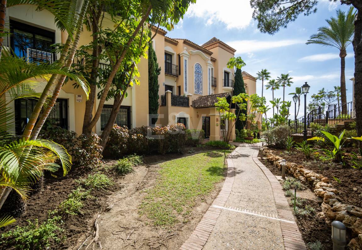 Lyx Penthouse med hisnande utsikt i La Quinta