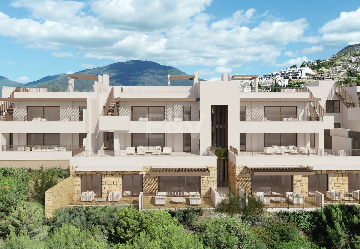 Wyłączne 3- sypialnia Penthouses with Mountain and Sea Views