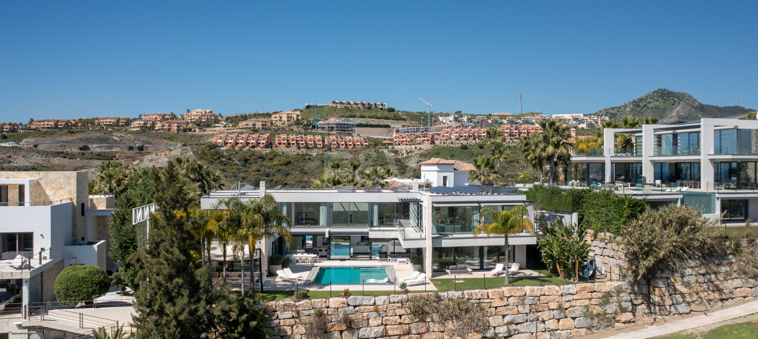 Elegante und Sofistische Residenz mit Panoramablick und Smart Automation