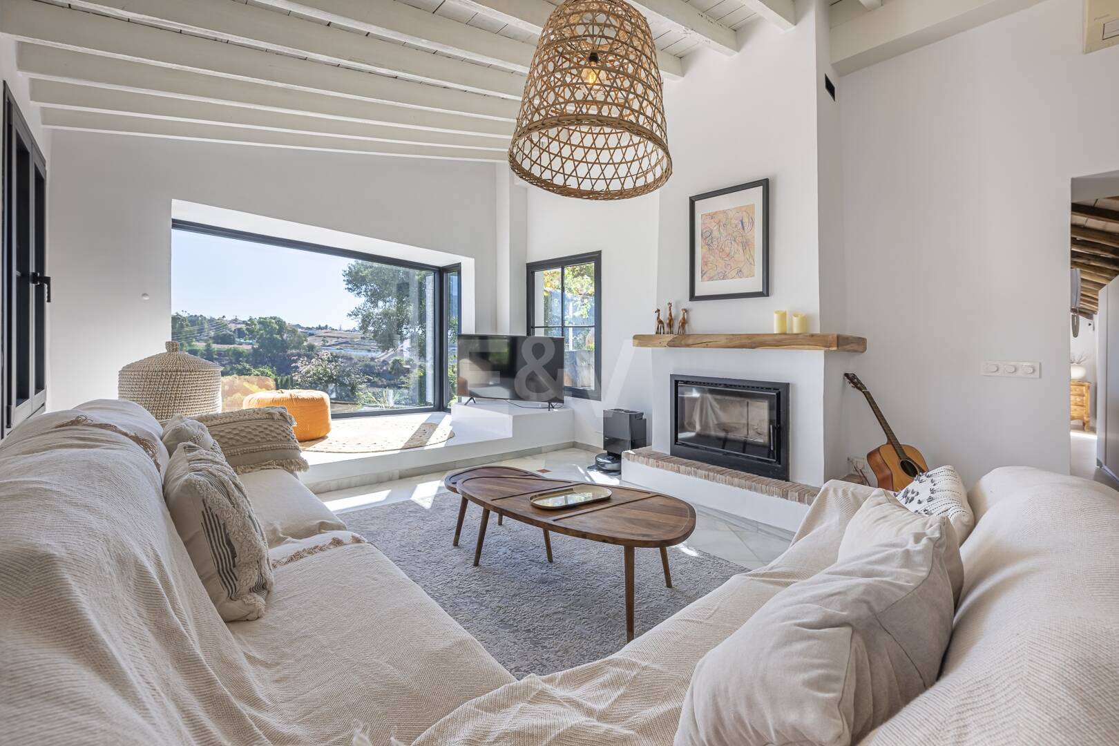 Inspirujące Kraj Dom z zapierającymi dech w piersiach Panoramiczne widoki w Guadalmina Alta