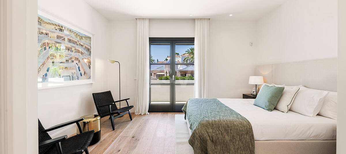 Impressive Villa in La Cerquilla with Panoramic Sea Views