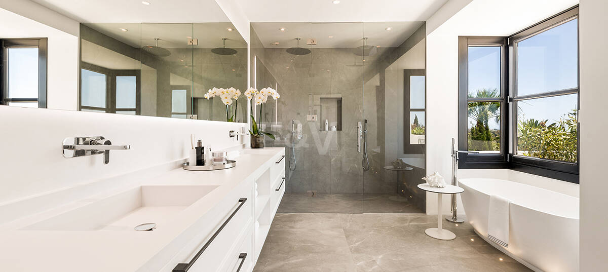 Impressive Villa in La Cerquilla with Panoramic Sea Views