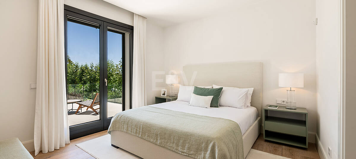 Impressive Villa in La Cerquilla with Panoramic Sea Views