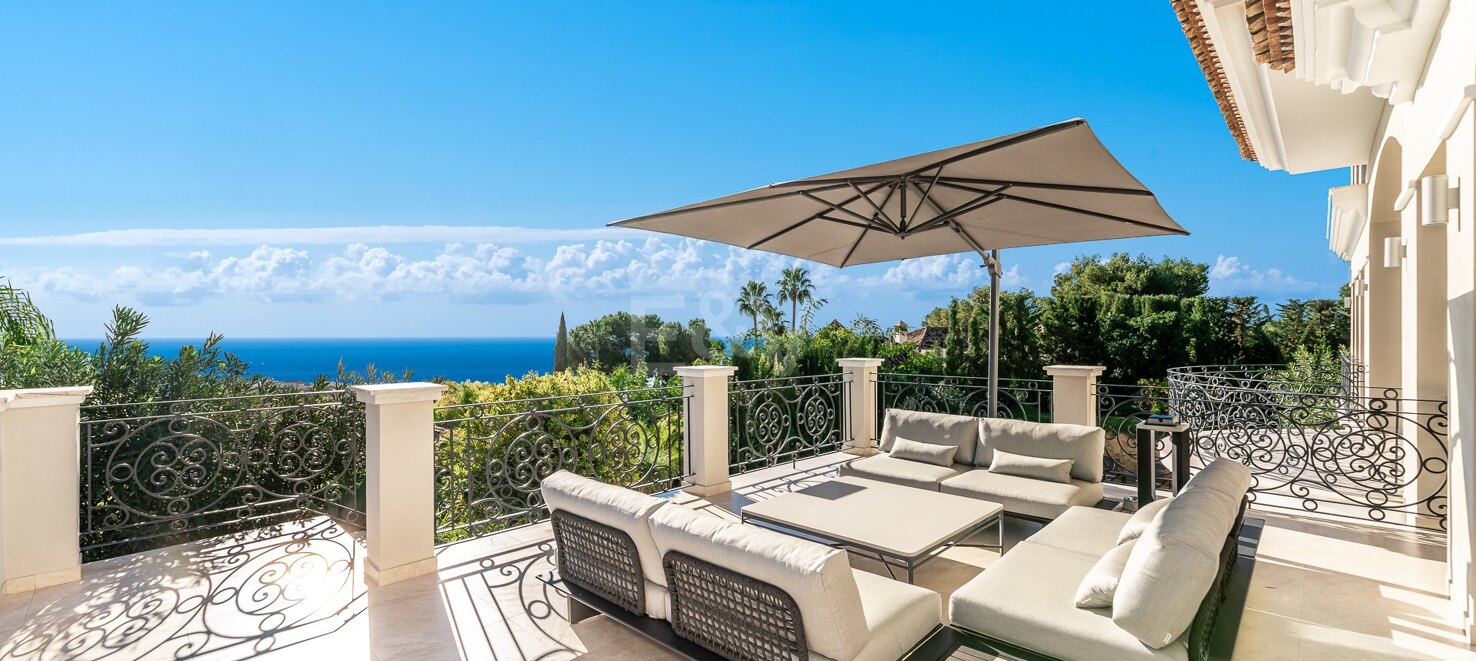 Luxusvilla in Sierra Blanca mit Panoramablick