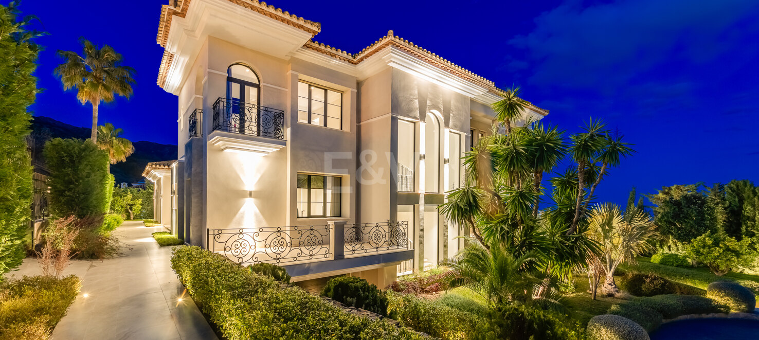 Luxury Villa with Panoramic Views in Sierra Blanca