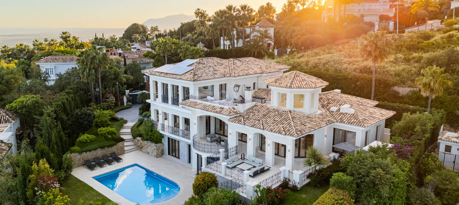 Luxury Villa with Panoramic Views in Sierra Blanca