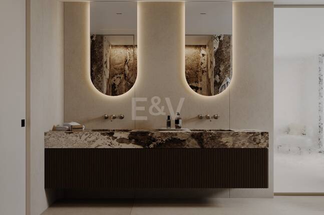 Luxury first-floor apartment with panoramic 360º mountain and sea views