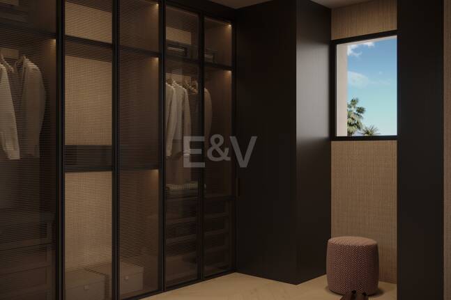 Luxury first-floor apartment with panoramic 360º mountain and sea views