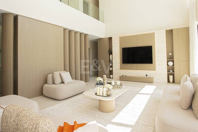 Ny, modern och lyxig Villa i Los Monteros, bara steg från stranden