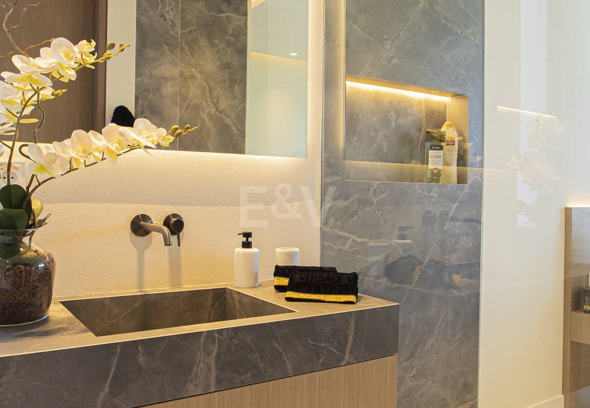 Ny, modern och lyxig Villa i Los Monteros, bara steg från stranden