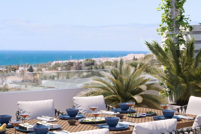 A State-of-the-Art Penthouse with Breathtaking Views close to the Beach