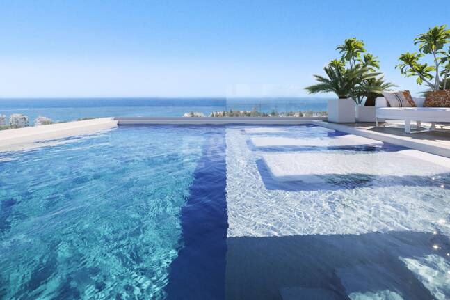 A State-of-the-Art Penthouse with Breathtaking Views close to the Beach