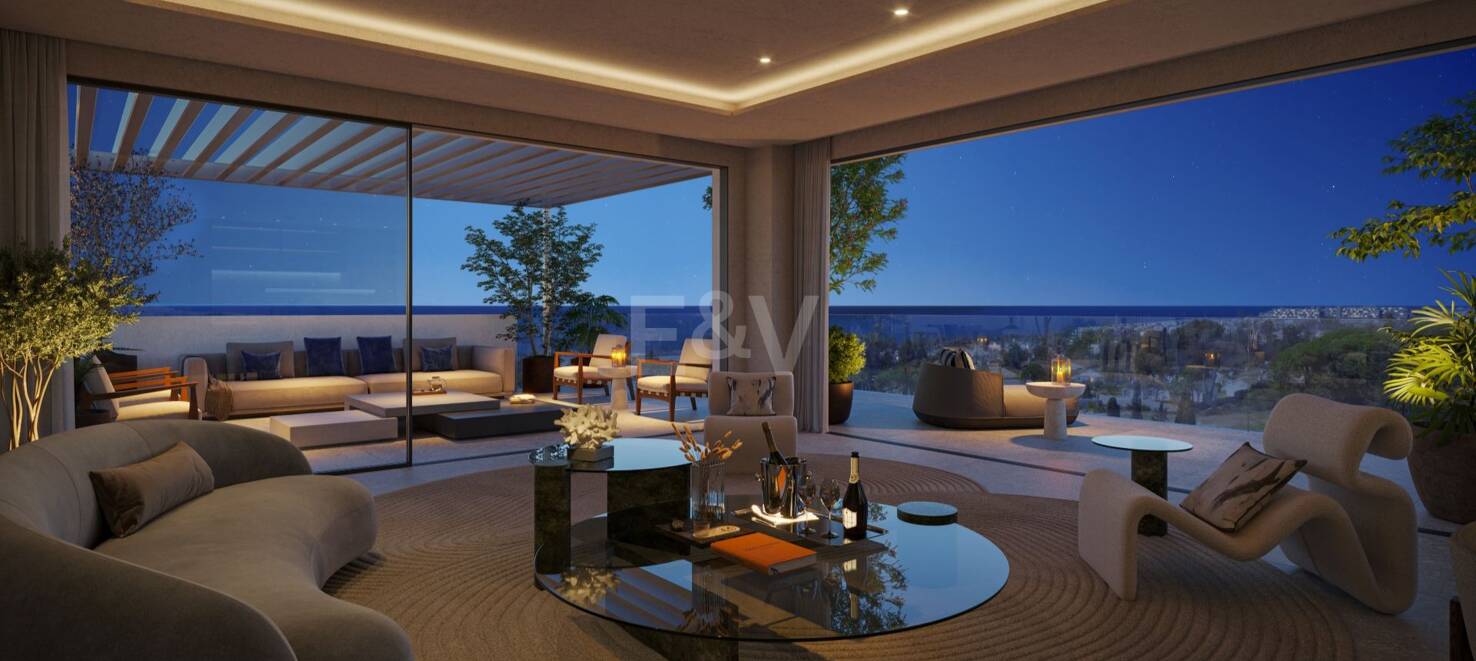 Außergewöhnliches Duplex-Penthouse mit Panoramablick in Strandnähe