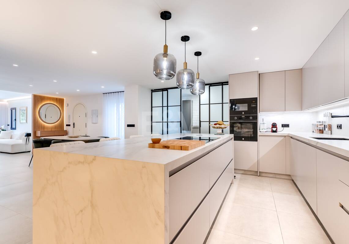 Impecable apartamento de lujo en Kings Hills, Milla de Oro