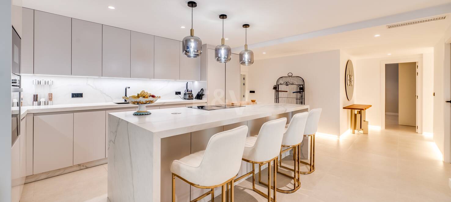 Impeccable Luxury Apartment in Kings Hills, Golden Mile