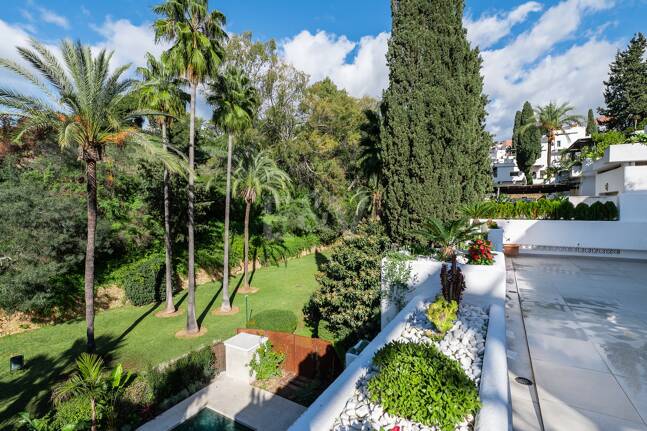 Impeccable Luxury Apartment in Kings Hills, Golden Mile