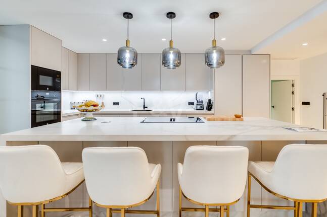 Impeccable Luxury Apartment in Kings Hills, Golden Mile