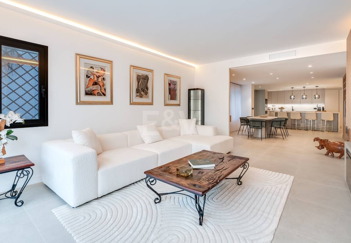 Impeccable Luxury Apartment in Kings Hills, Golden Mile