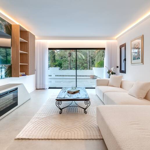 Impeccable Luxury Apartment in Kings Hills, Golden Mile