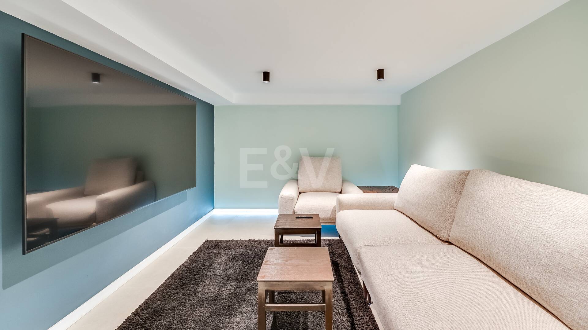 Impeccable Luxury Apartment in Kings Hills, Golden Mile